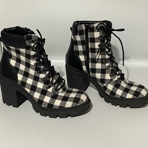 New York & Company Black and White Plaid Lace Up Combat Boots